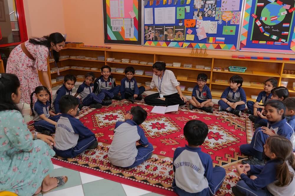 Enhancing Language Skills Through Storytelling: Tips for Parents Enhancing Language Skills Through Storytelling: Tips for Parents